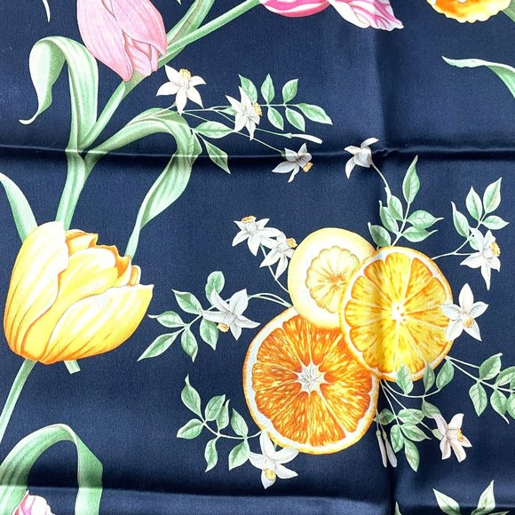 Carlisle silk scarf - Picture 4 of 5